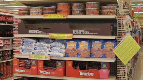 Jewel-Osco 'Summer Headquarters' Candy Endcap