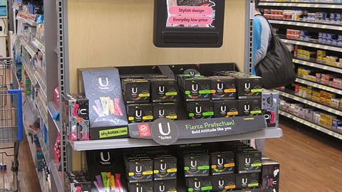 Walmart U by Kotex Smart Network Endcap