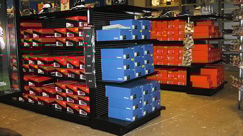 Dick's Footwear Gondolas