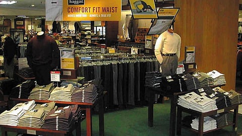 Haggar Comfort Fit Signage