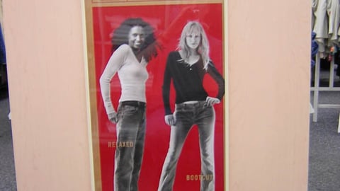 Wal-Mart Signature Side Panel Image