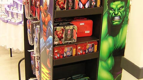 Incredible Hulk/Spider-Man Accessories Pallet