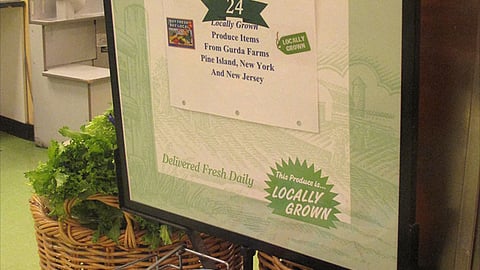 ShopRite 'Delivered Fresh' Stanchion Sign