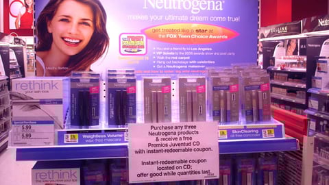 Target/Neutrogena "Teen Choice Awards" Endcap