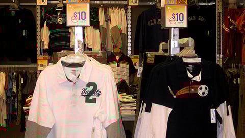 Old Navy 'Class of $10' Signs