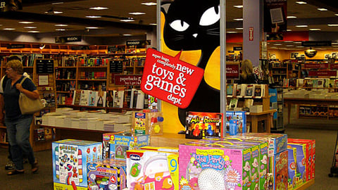 Borders Toys & Games Table Display