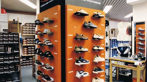 Lizard Footwear Island