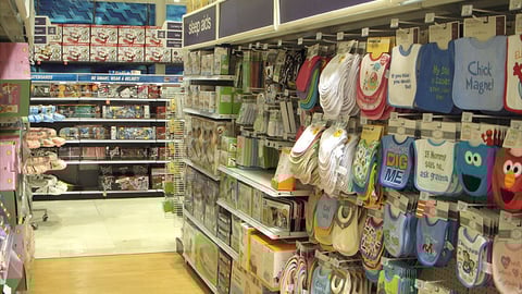 Toys "R" Us Combined Format Infant Aisle