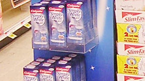 Colgate Simply White Floorstand