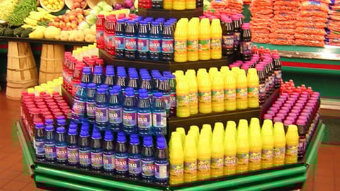 Giant (PA) Juice Display