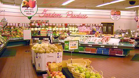 Giant (PA) Produce Department