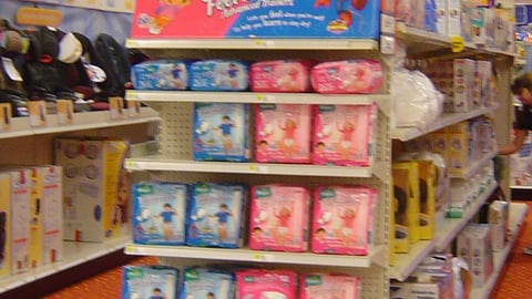 Pampers Feel 'n Learn Endcap