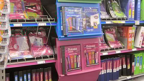 Staples Binders In-Line Display