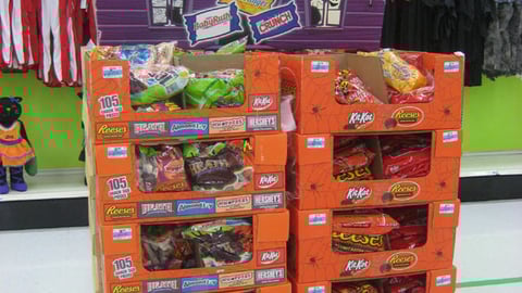 Nestle Halloween Pallet Display