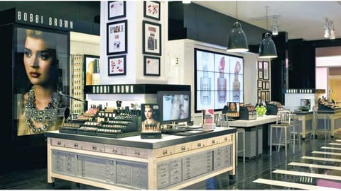 Bobbi Brown Digital Displays