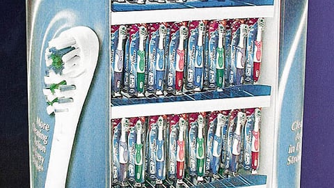 Oral-B CrossAction Power Wing: Target