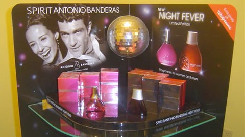 Antonio Banderas Night Fever Etagere