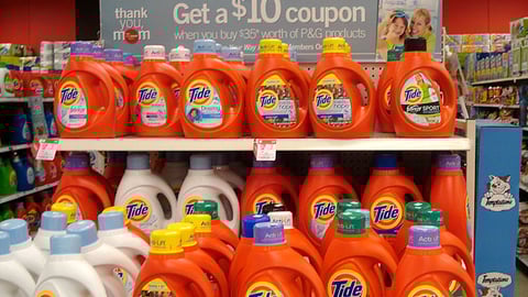 Kmart Tide 'brandSaver' Endcap