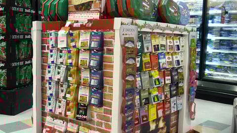 Kroger Gift Card Holiday Pallet Display