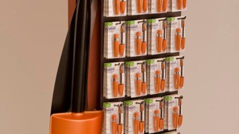 CoverGirl Lash Blast Floorstand