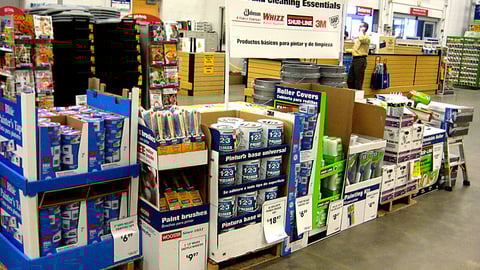 Lowe's 'Paint and Cleaning Essentials' Merchandising