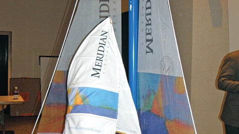 Meridian Regatta Wine Case Stack