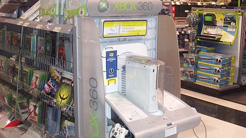 Best Buy Xbox 360 Two-Foot Endcap