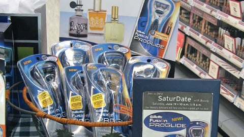 Gillette Fusion ProGlide 'Saturdate' Display