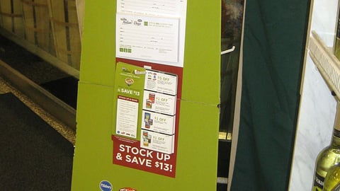 Publix 'Italian Days' Sweeps Standee