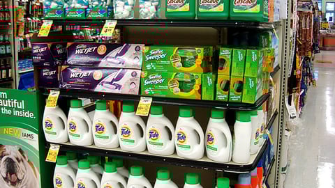 Safeway P&G '$10 Off' Endcap