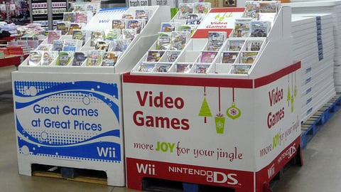 Nintendo DS Sam's Club Holiday Display
