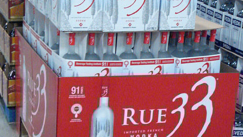 Sam's Club Rue 33 Pallet Display