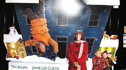 'Christmas With The Kranks' Motion Display