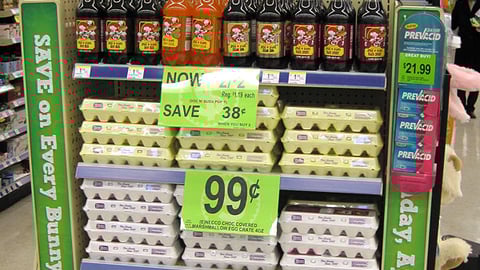 Walgreens 'Basket Builder' Easter Merchandise Endcap