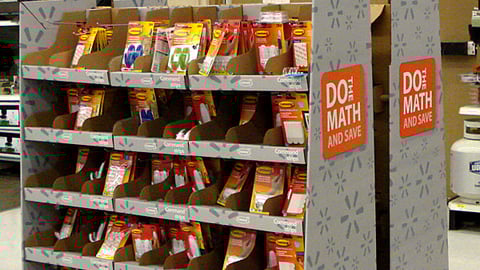 3M Command 'Do the Math' Pallet Display
