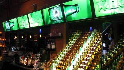 Molson Heineken Experiential Bar Content