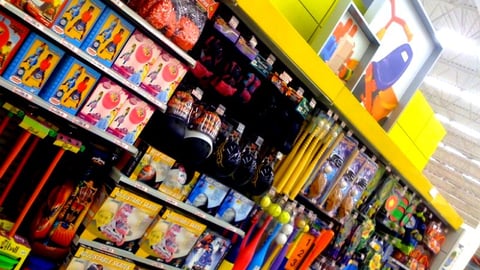 Jumbo Luperon Toy Aisle