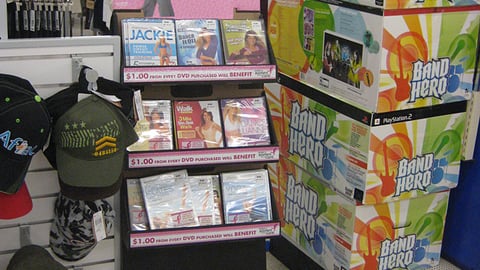 DVD Komen Cure Floorstand