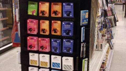 Apple iTunes Gift Card Endcap