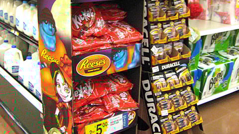 Hershey's 'Boo Crew' Halloween Floorstand