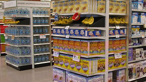 Publix Cereal and Bananas Endcap