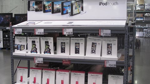 Apple iPod + iTunes Endcap