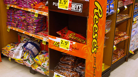 Reese's Floorstand