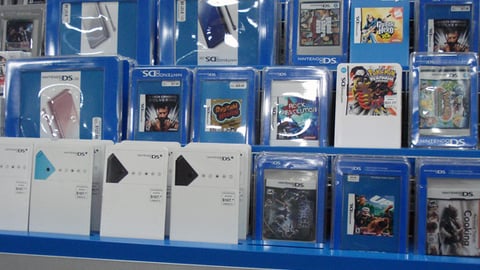  Nintendo DS Game Packaging