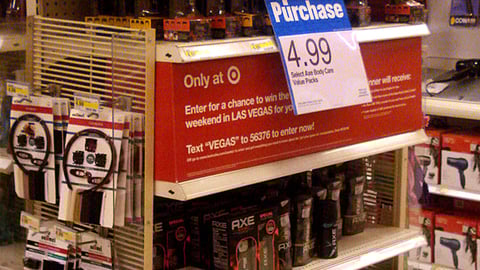Target Axe 'Vegas' Endcap