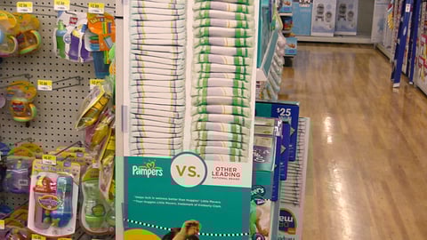 Pampers Dry Max Endcap
