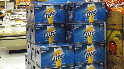 Miller Vortex Bottle Case Stacker