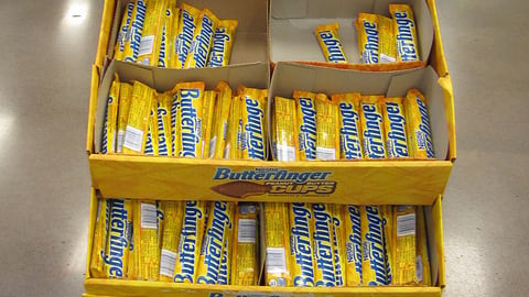 Butterfinger Peanut Butter Cups Floorstand