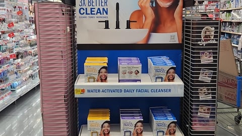 Olay endcap