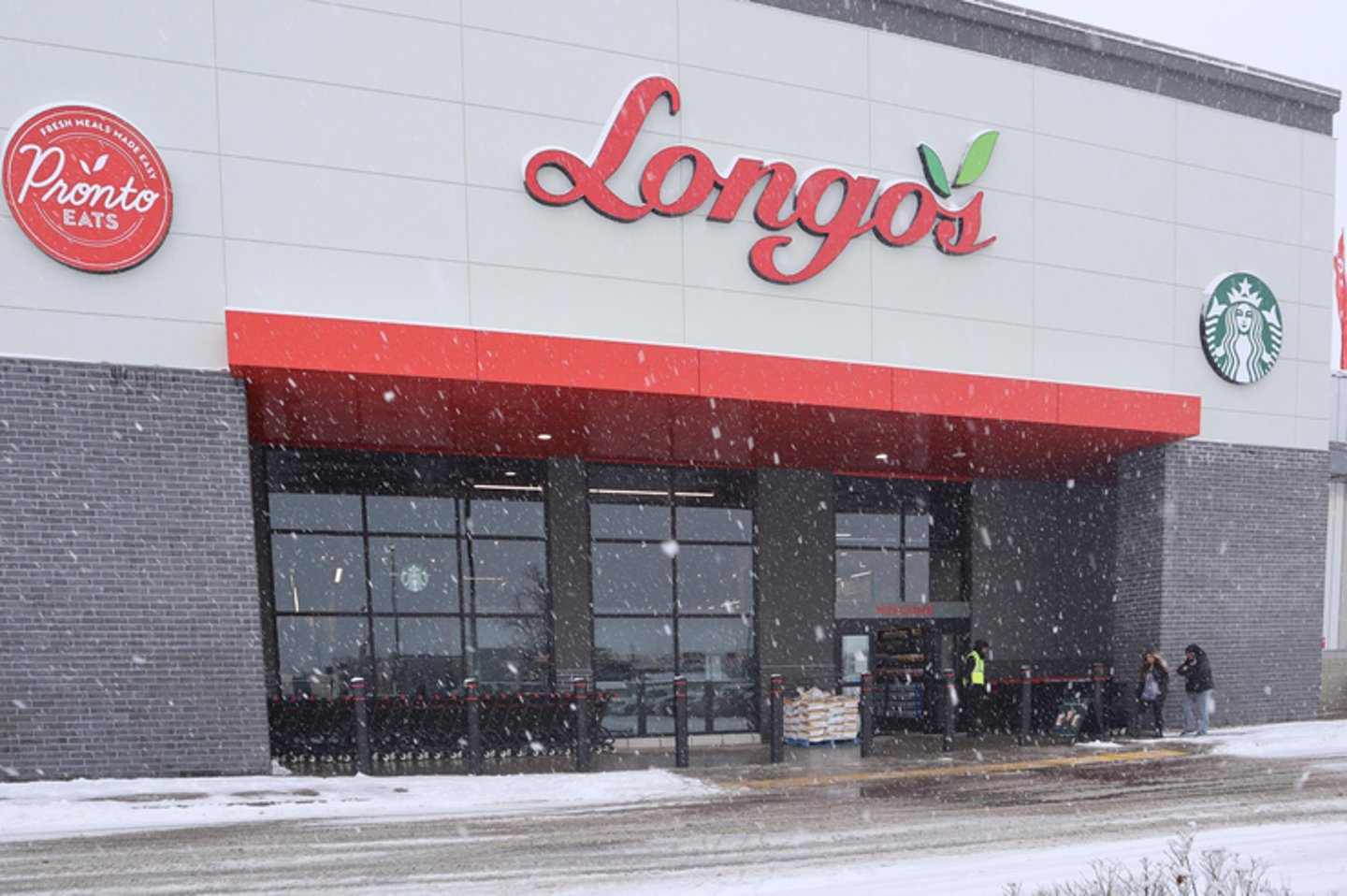 longo's exterior